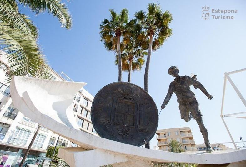 Encantadora Casa En El Corazon De Estepona